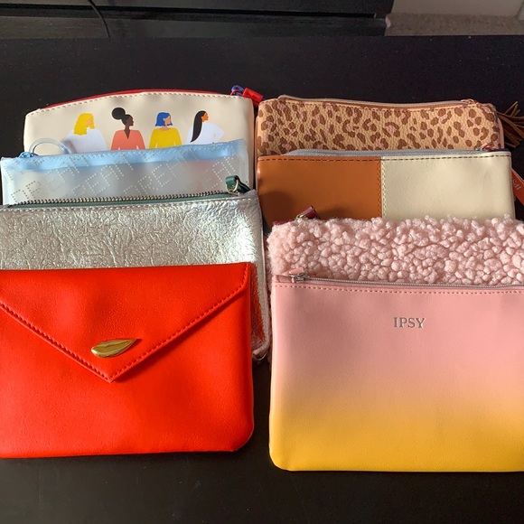 ipsy Handbags - Ipsy makeup bag lot